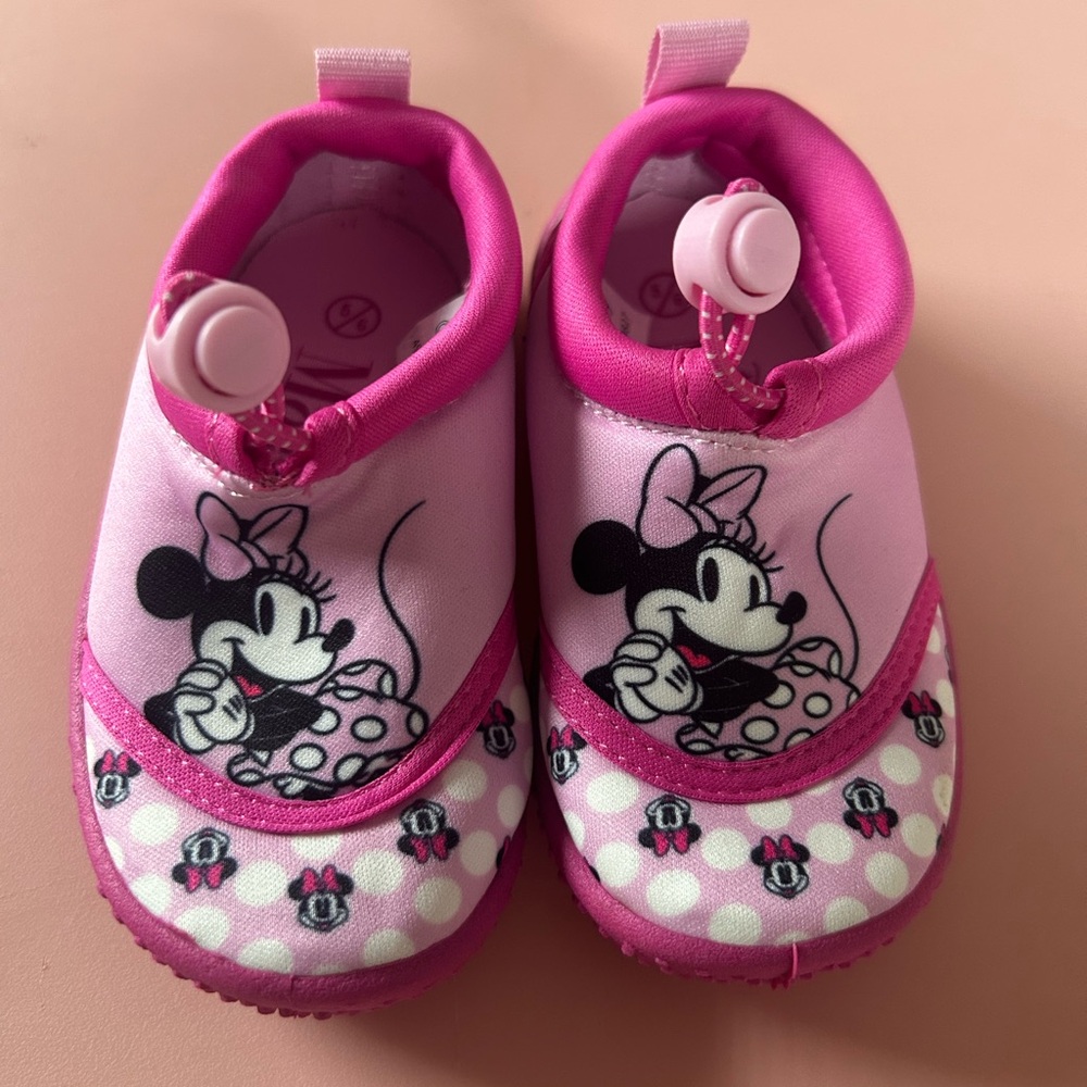 Minnie Mouse swim shoes